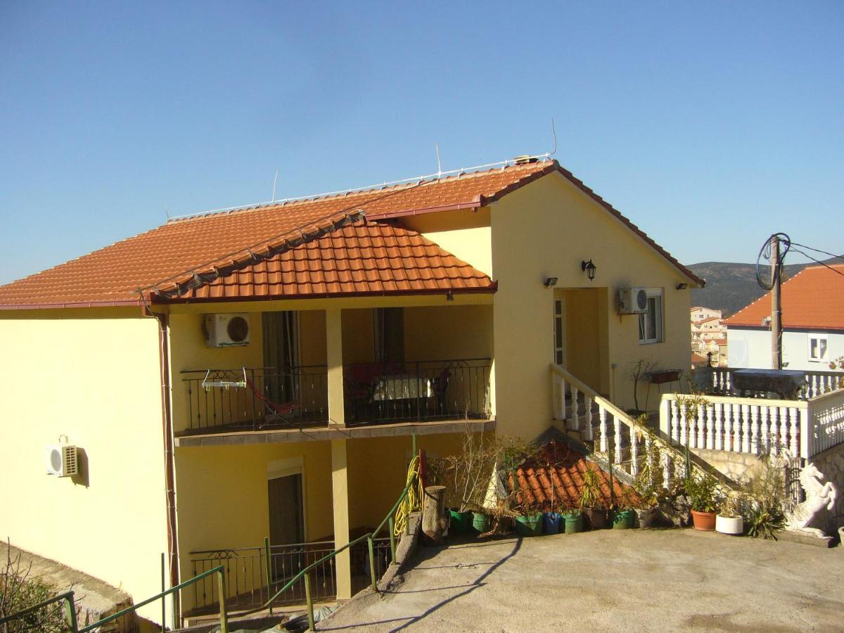 Marinovic Apartments Будва Екстер'єр фото